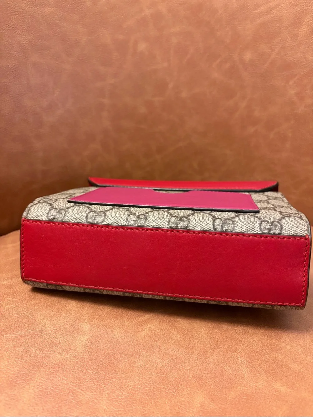 ❤️ Gucci Padlock Small GG Supreme Shoulder Bag